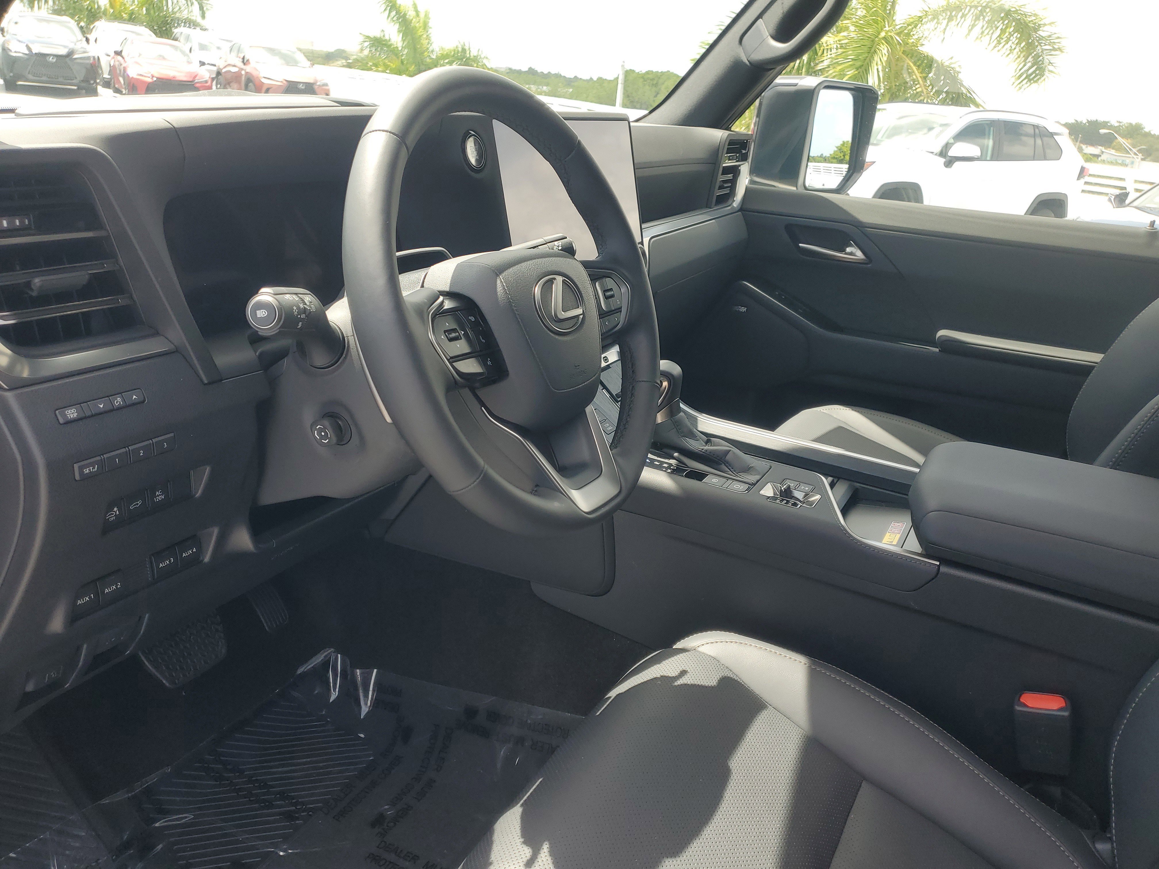 Used 2025 Silver Lexus GX 550 Overtrail+ image 18