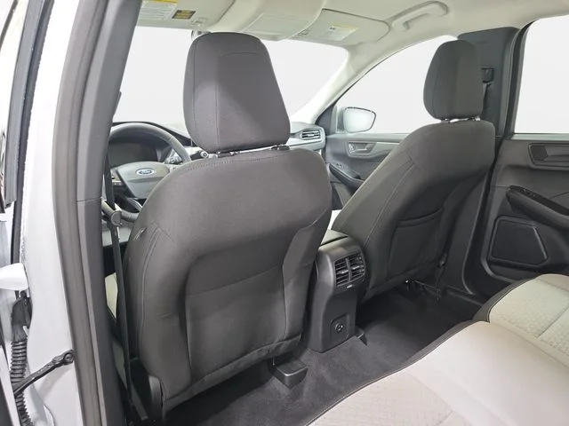 Certified Used 2023 Oxford White Ford Active image 10