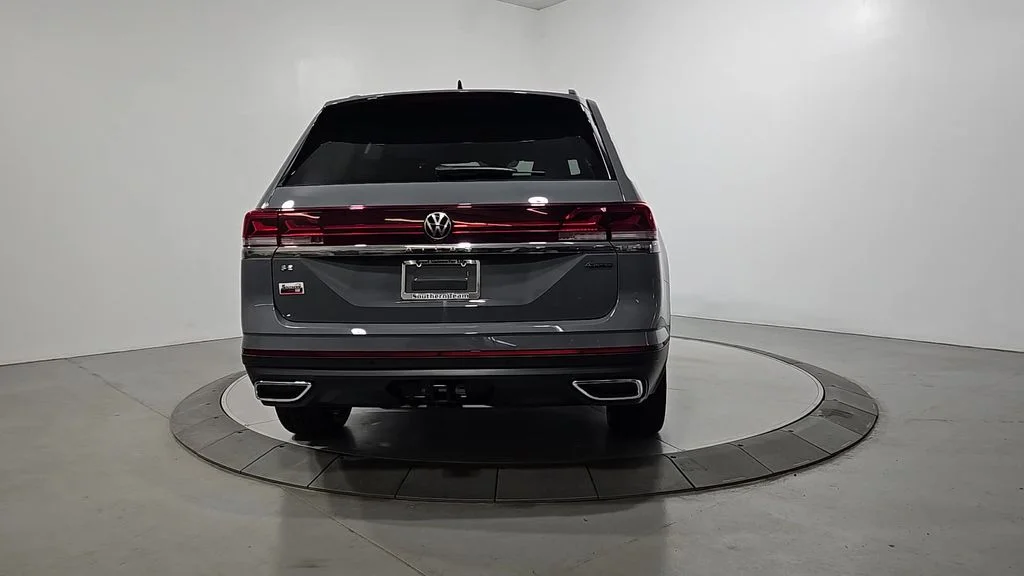 New 2026 Gray Volkswagen 2.0T SE w/Technology image 4