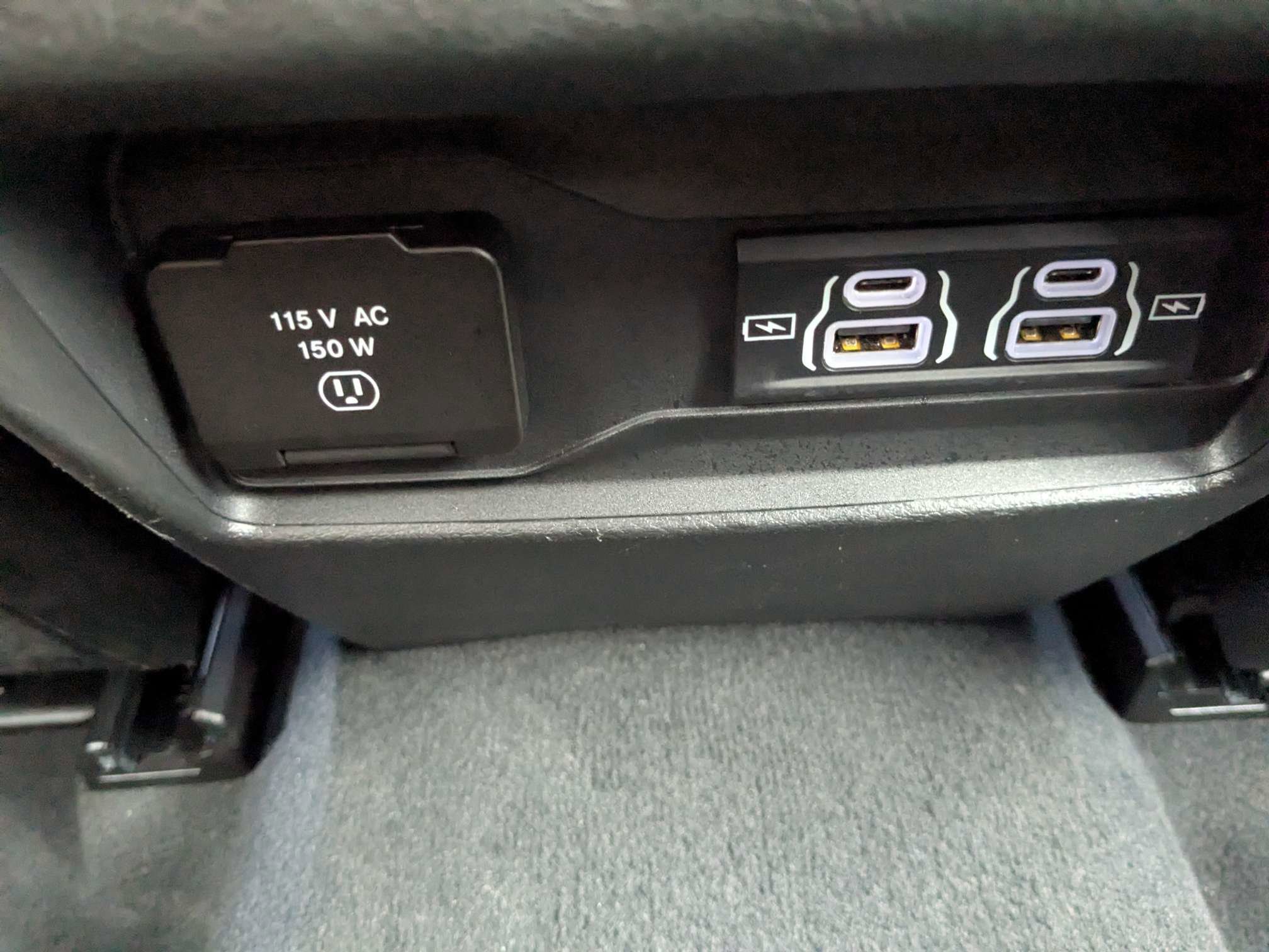 Used 2025 Bright White Clearcoat Jeep Altitude image 19