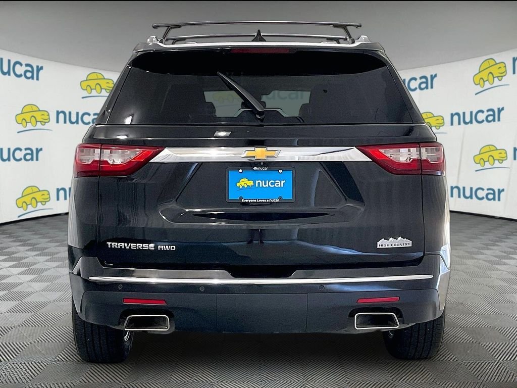 Used 2018 Mosaic Black Metallic Chevrolet High Country image 5