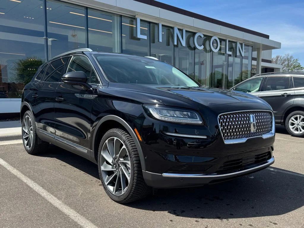 Certified Used 2022 Black Lincoln Reserve image 1