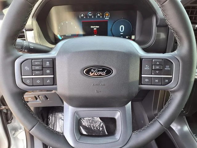 New 2026 Oxford White Ford Lariat image 15