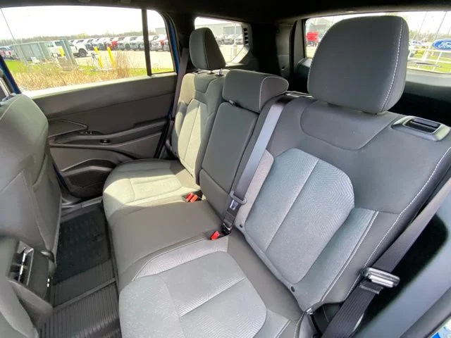 New 2026 Hydro Blue Pearlcoat Jeep Laredo image 12