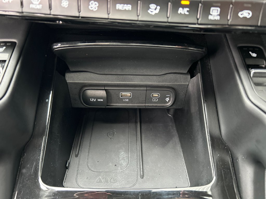 Used 2023 White Kia EX X-Line image 20