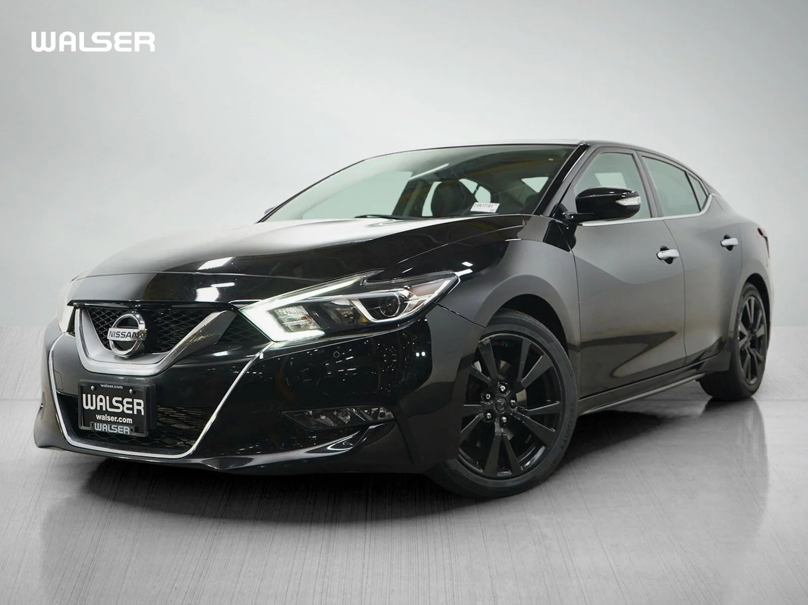 2017 Nissan Maxima's photo