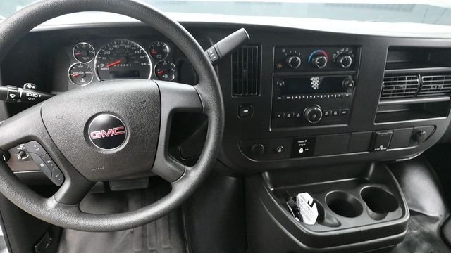 Used 2025 White GMC Work Van image 23
