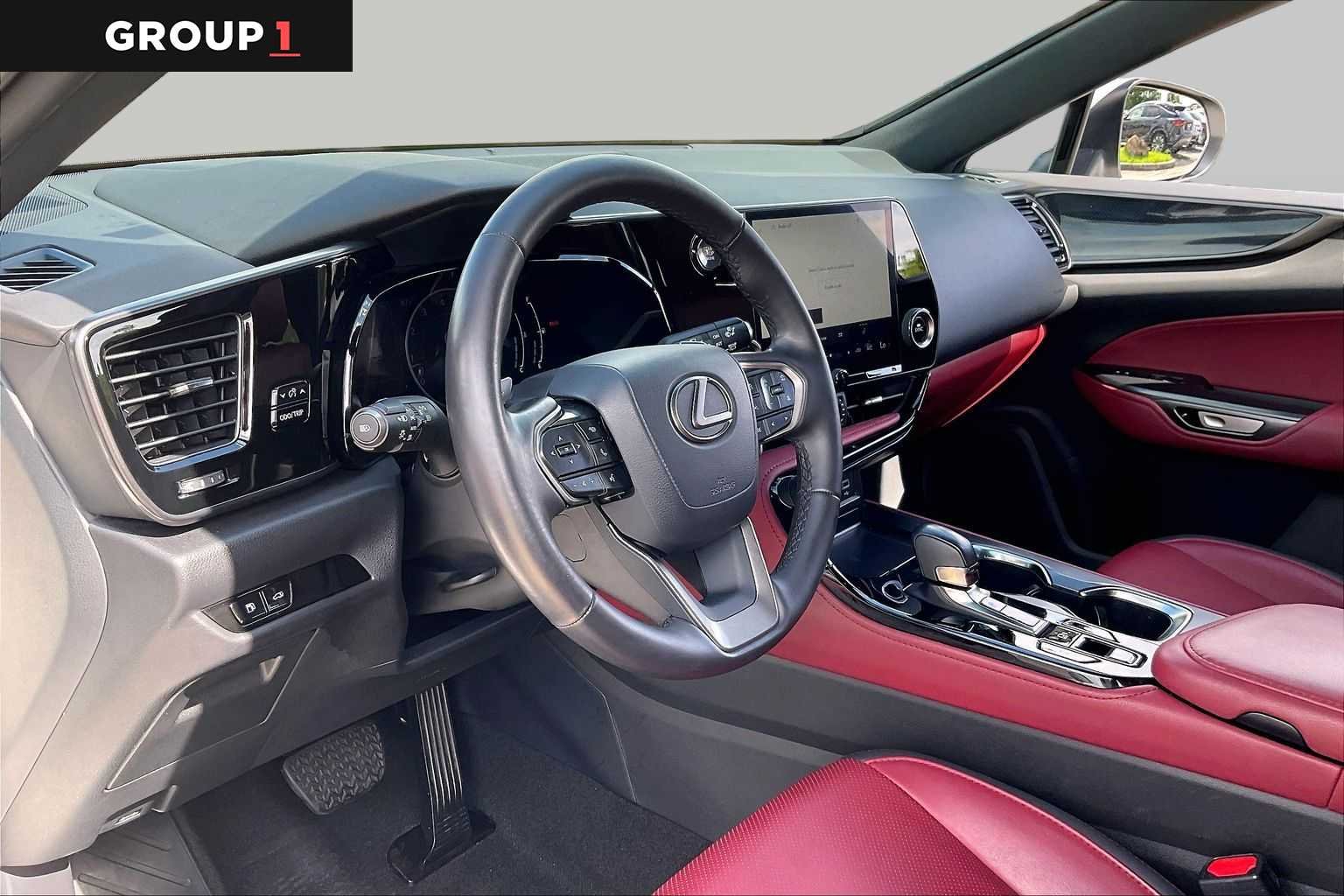 Used 2025 Eminent White Pearl Lexus  image 15