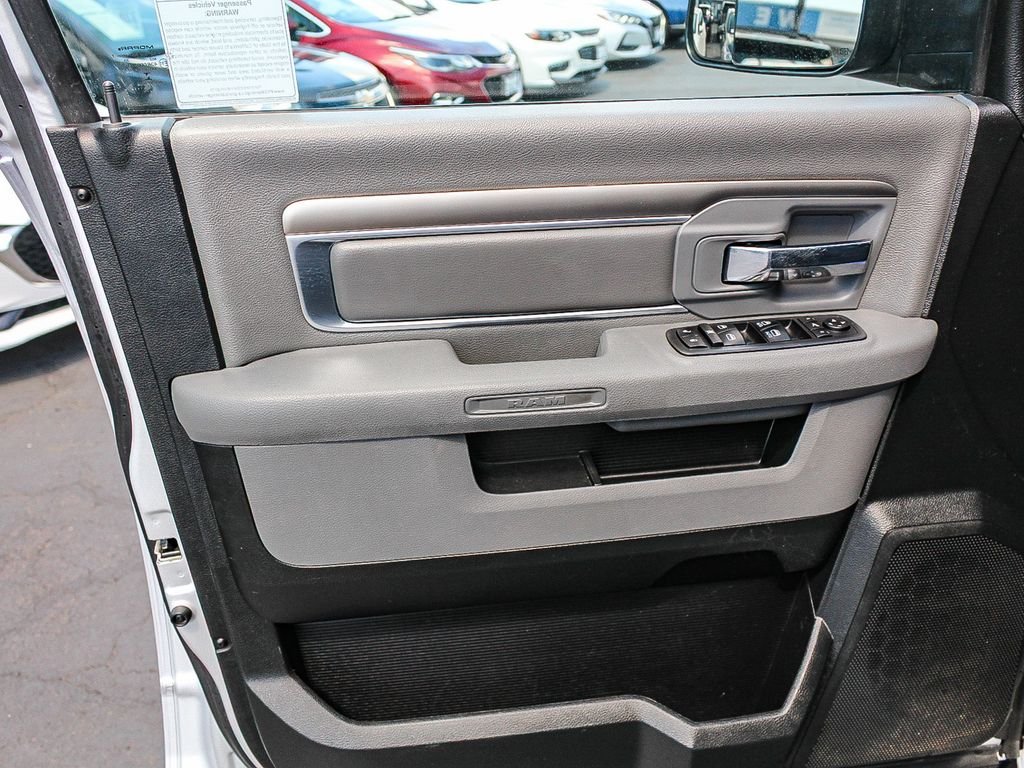 Used 2018 Silver Ram Big Horn image 21