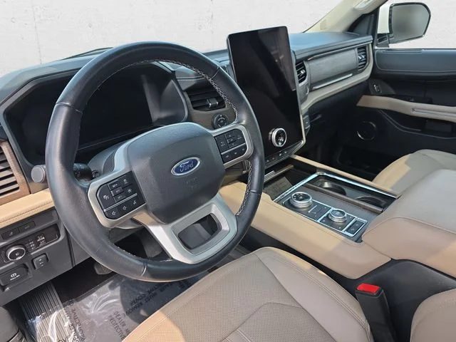 Used 2023 Oxford White Ford Limited image 18