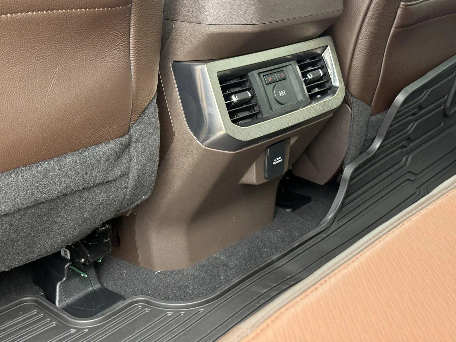 New 2026 Oxford White Ford King Ranch image 36