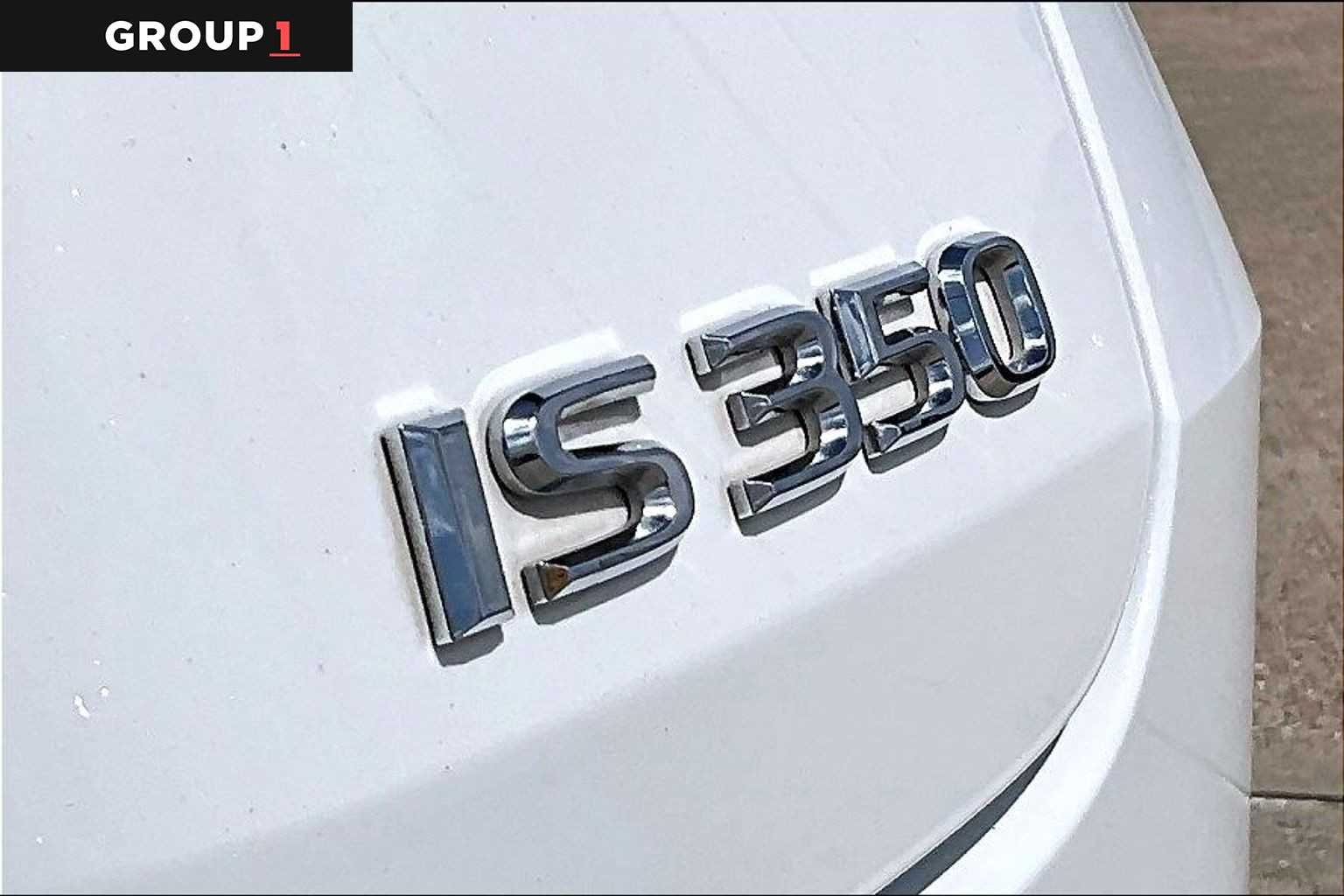 Used 2023 Ultra White Lexus F SPORT image 31
