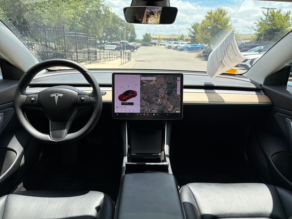 Used 2019 Red Tesla Long Range image 29