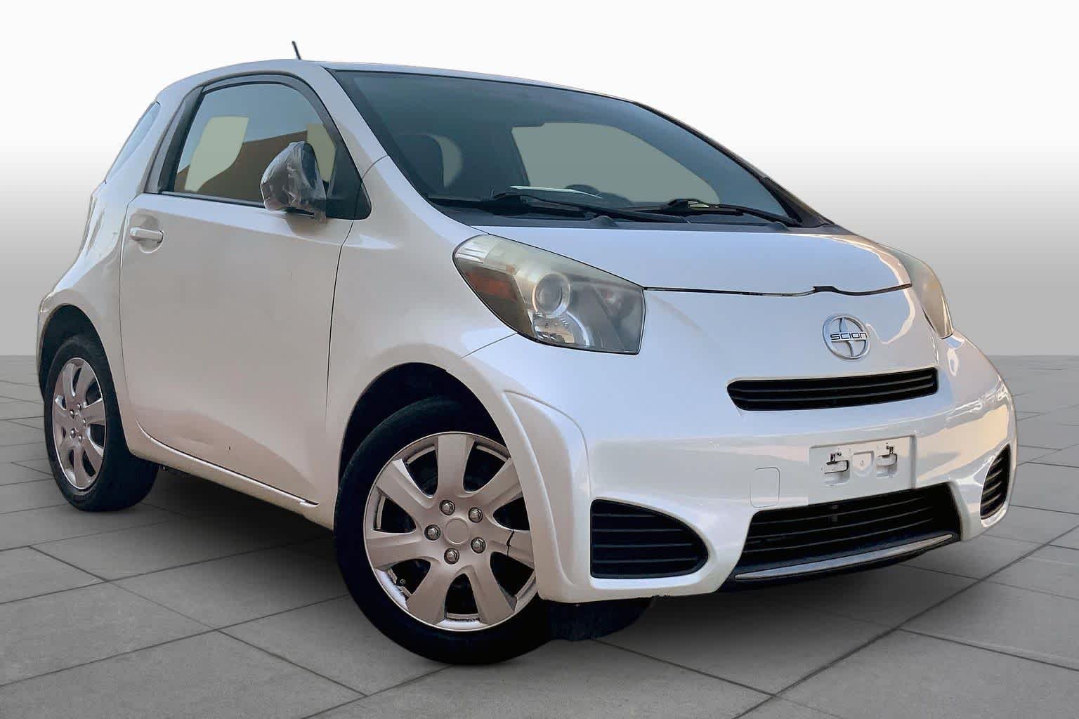 Used 2012 Blizzard Pearl Scion  image 2