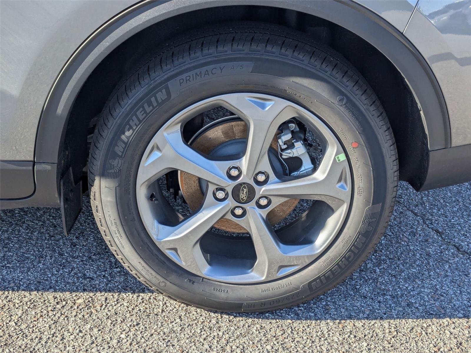 New 2025 Carbonized Gray Metallic Ford ST-Line image 17