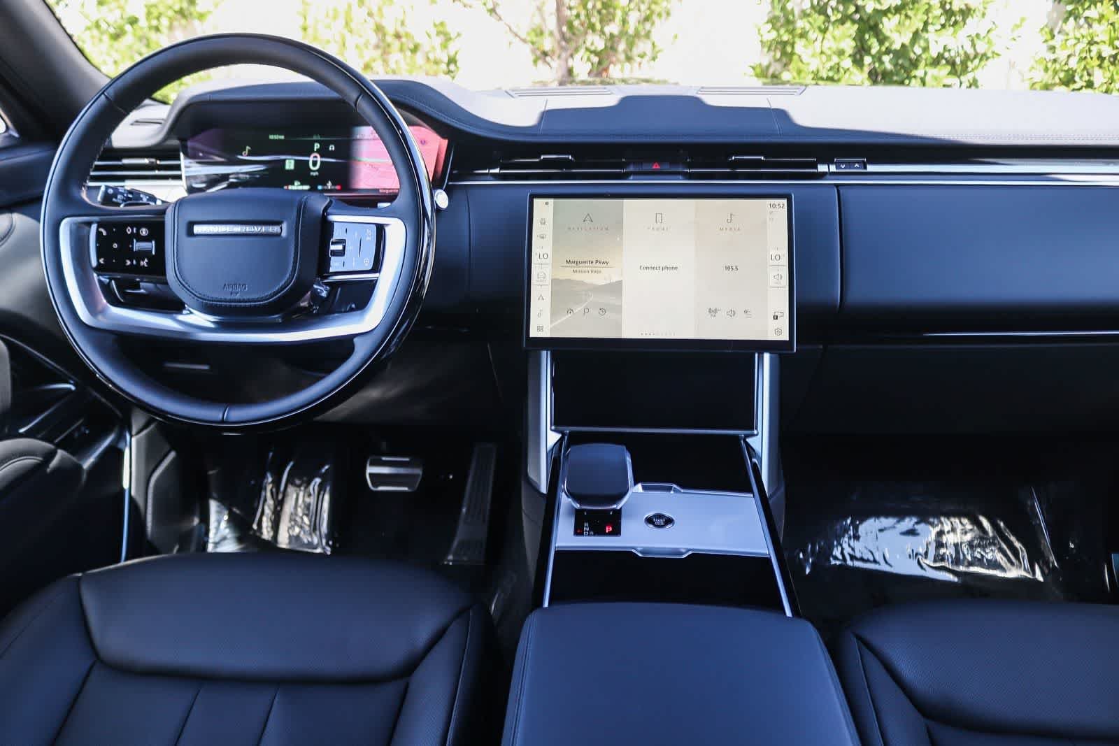 New 2026 Carpathian Grey Land Rover SE image 12
