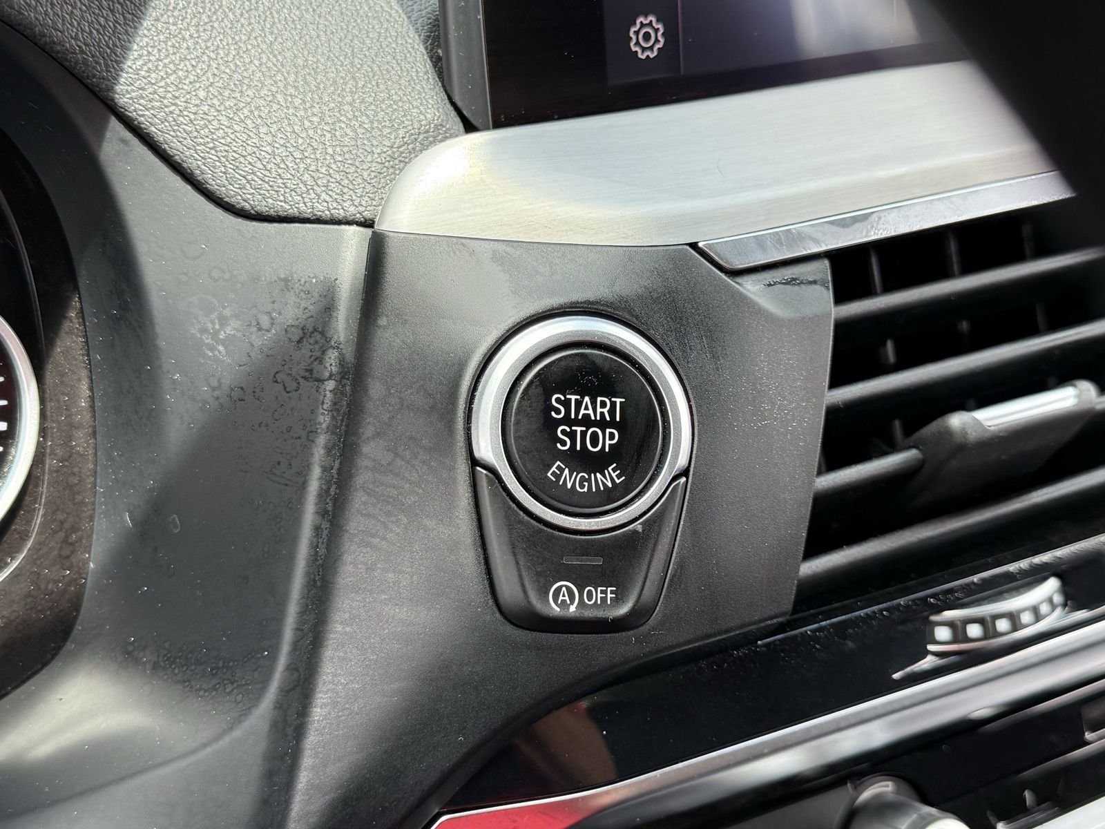 Used 2019 Blue BMW sDrive30i image 12