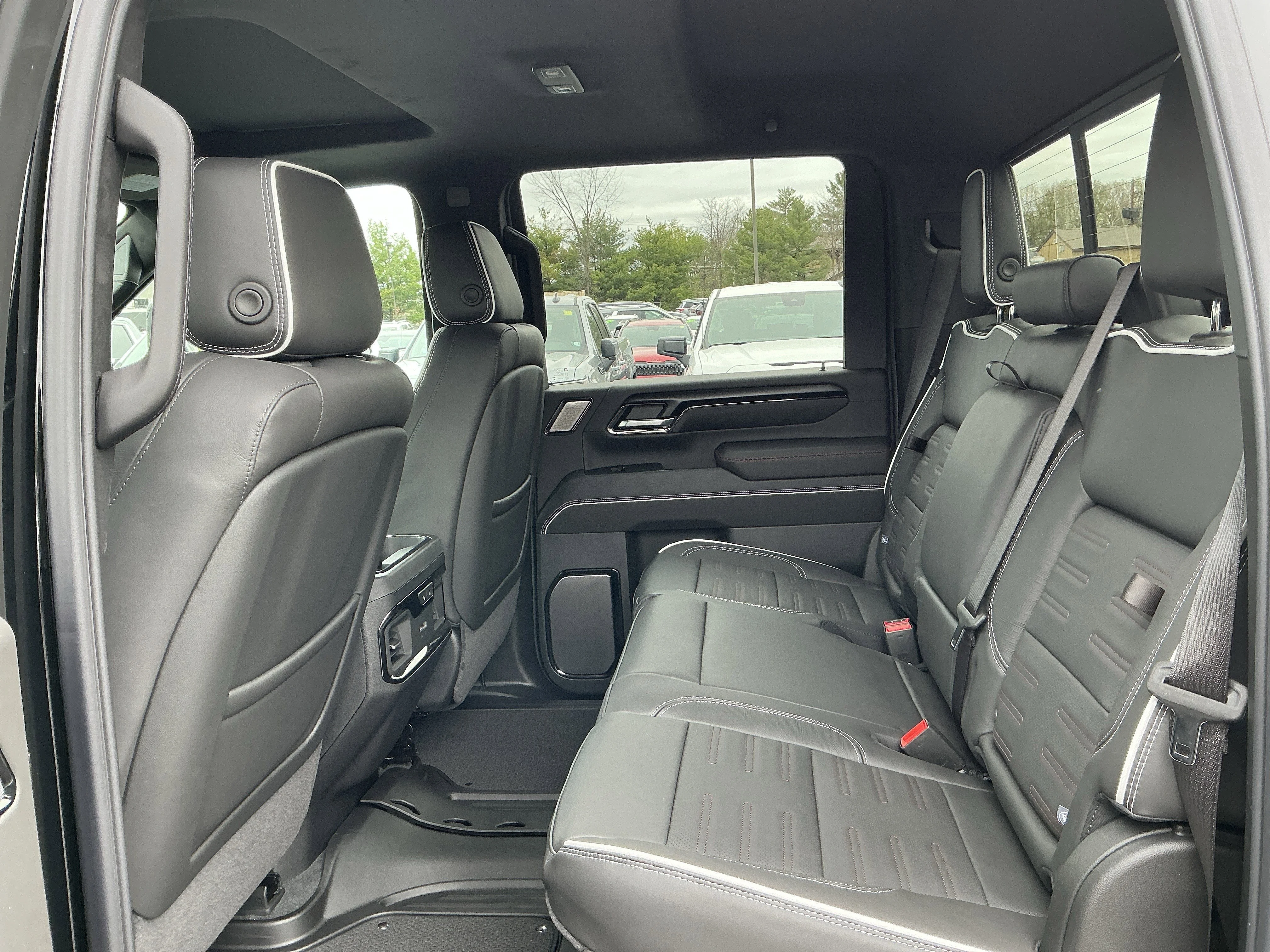 New 2026 Onyx Black GMC AT4X image 8