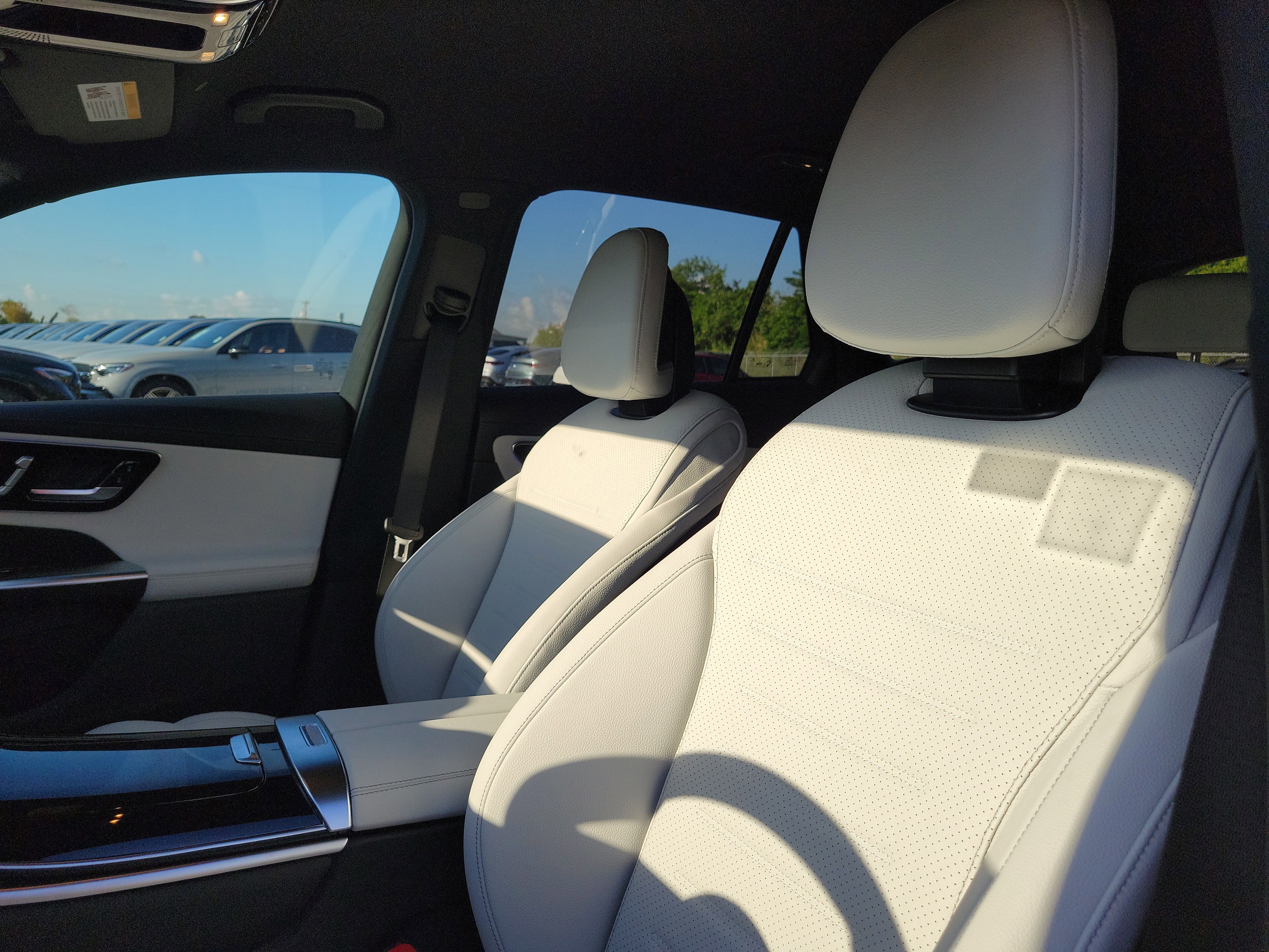 New 2026 Black Mercedes-Benz GLC 300 image 49