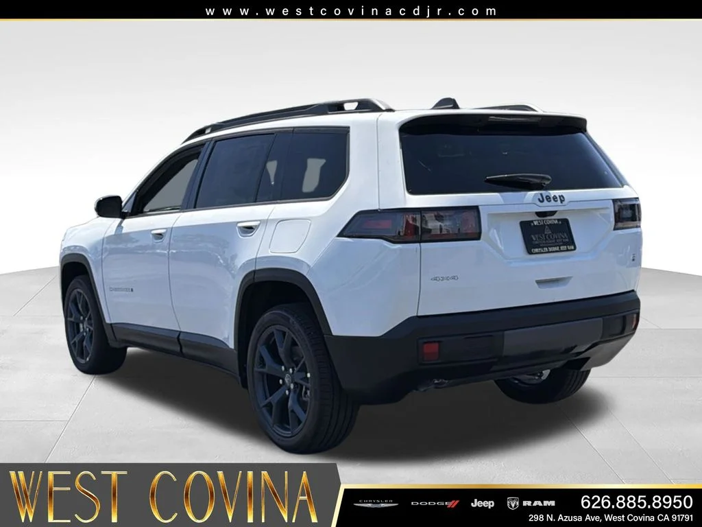 New 2026 Bright White Clear-Coat Exterior Paint Jeep  image 10
