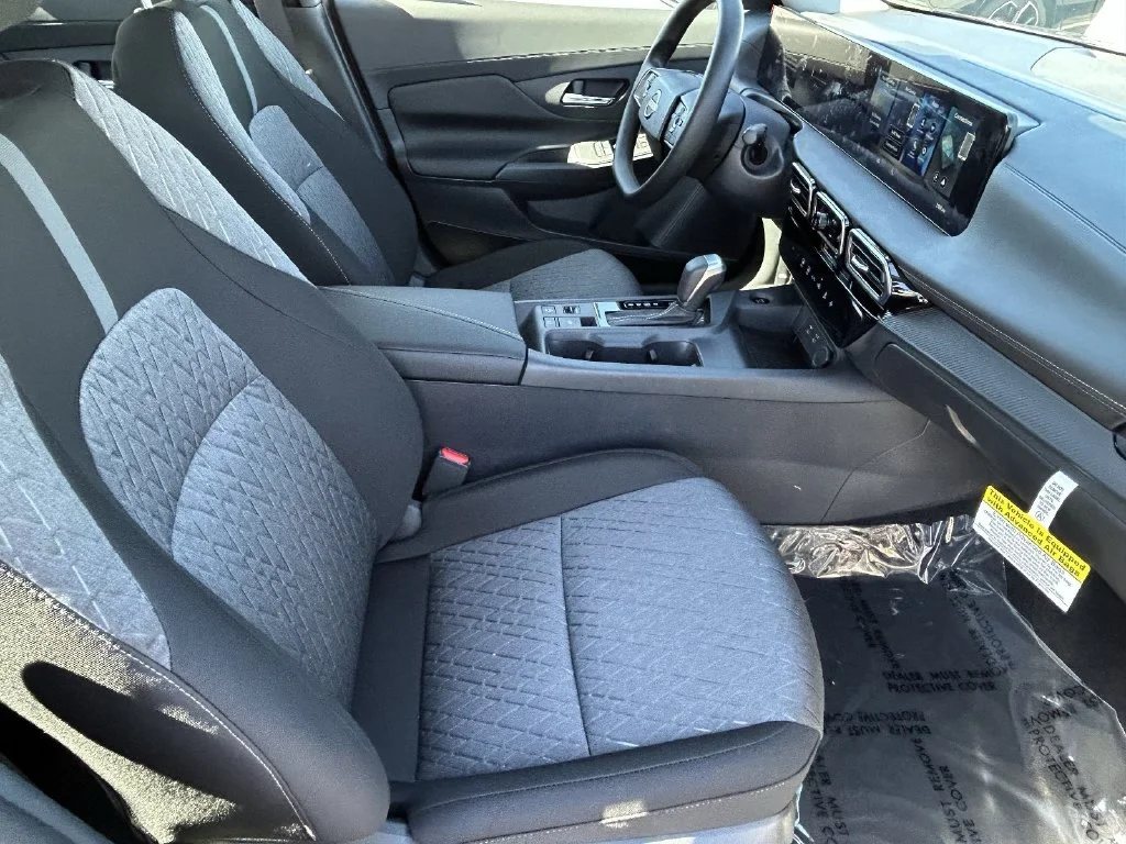 New 2027 Gun Metallic Nissan SV image 9