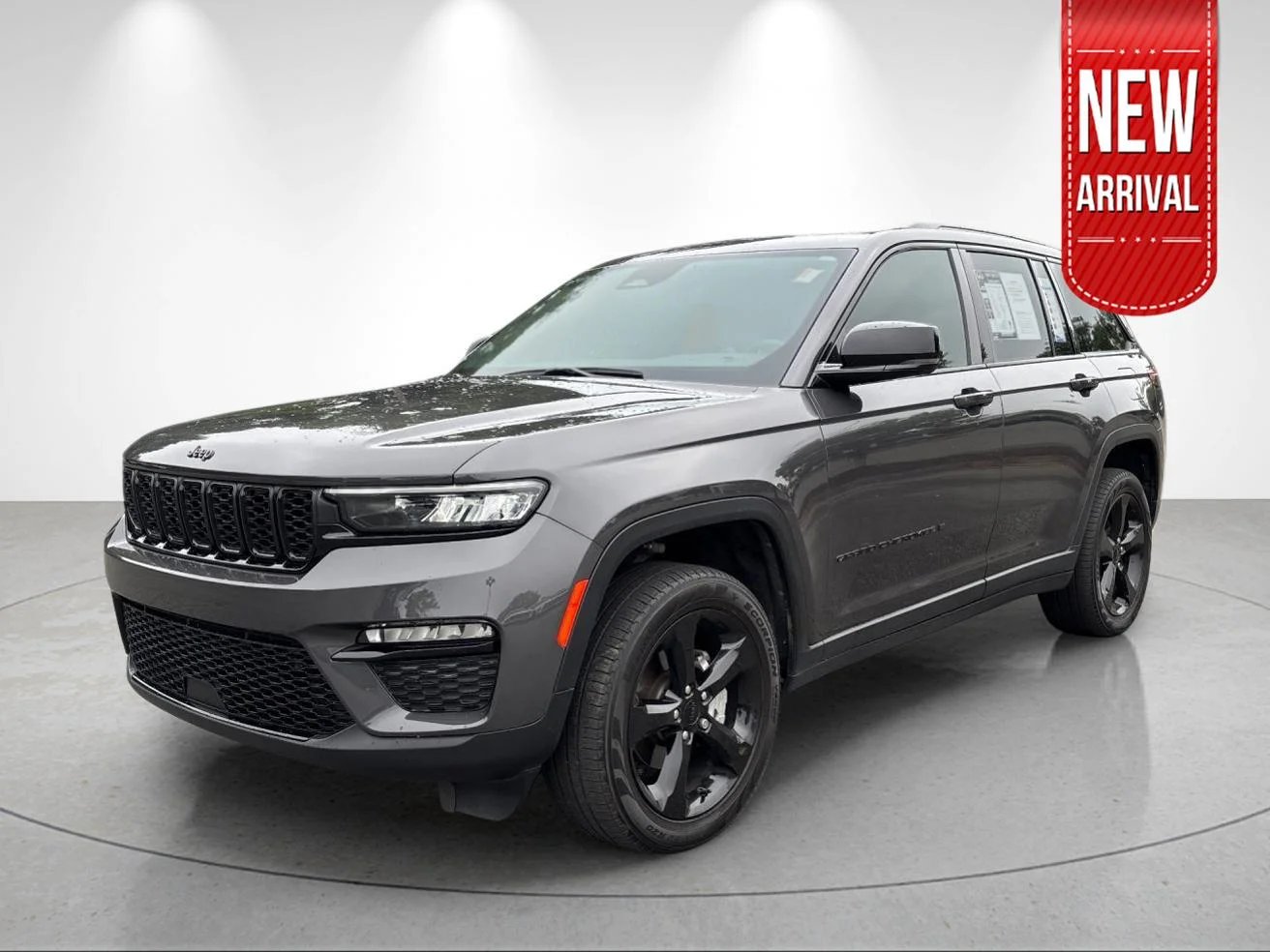 Used 2024 Baltic Gray Metallic Clearcoat Jeep Limited image 1