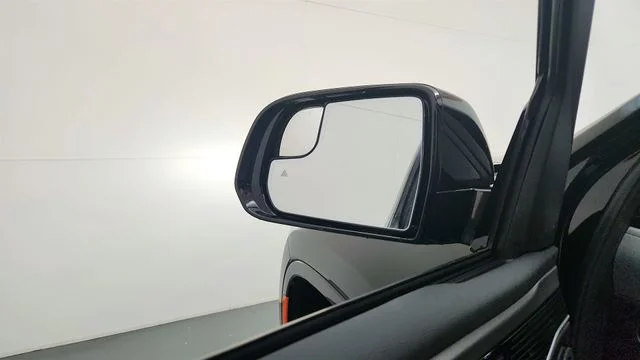 New 2026 High Gloss Black Exterior Paint Jeep Limited Reserve image 19