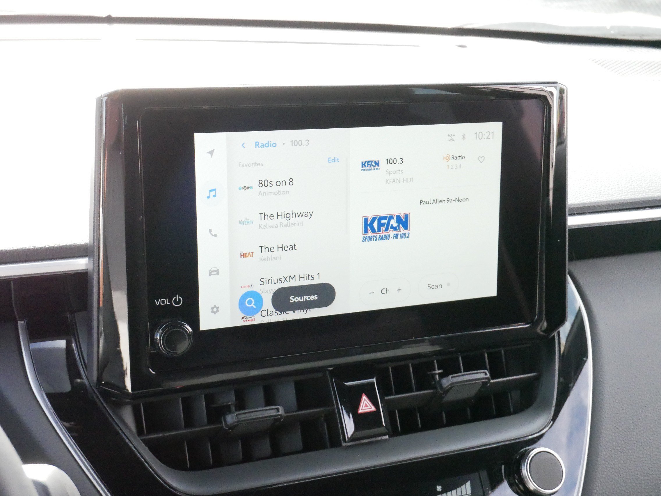 Certified Used 2026 Wind Chill Pearl Toyota Hybrid SE image 22