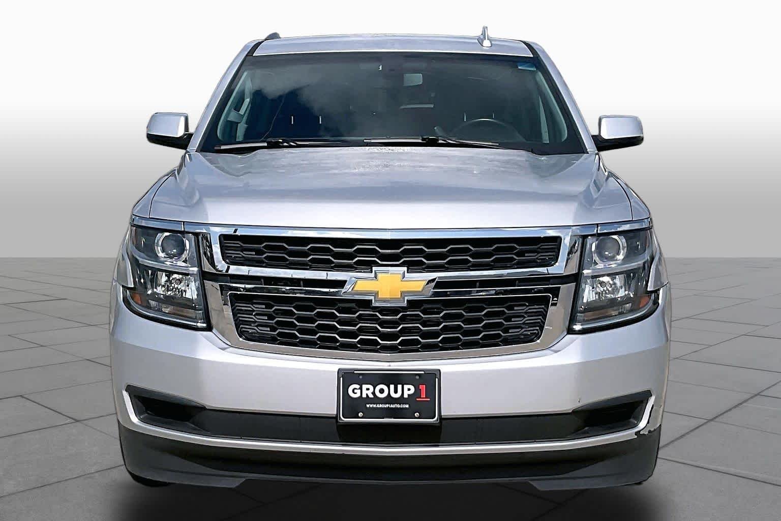 Used 2016 Silver Ice Metallic Chevrolet LS image 4