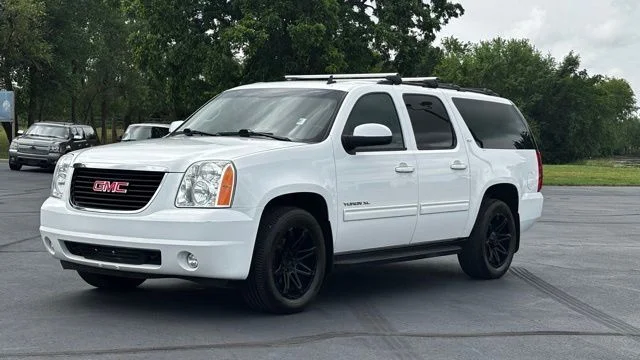 Used 2013 White GMC SLT 1500 image 3