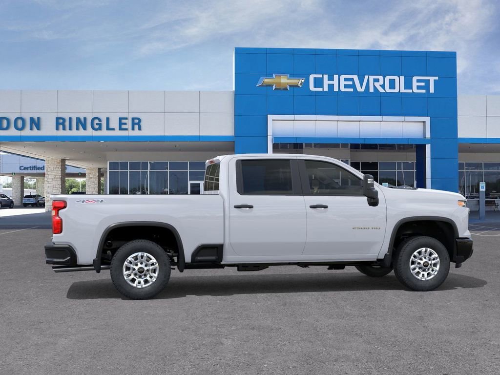 New 2026 Summit White Chevrolet WT image 5