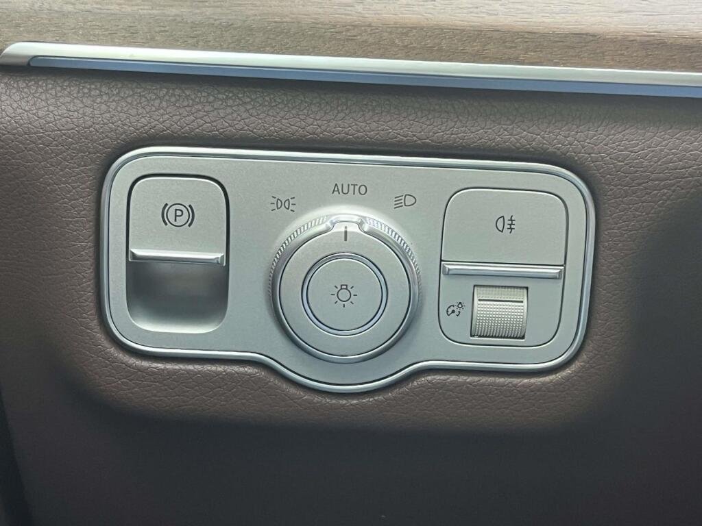 New 2026 Polar White Mercedes-Benz GLE 350 image 32