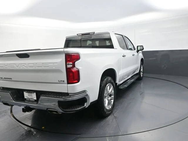 Used 2021 White Chevrolet LTZ image 9