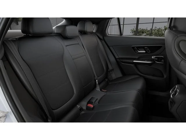 New 2027 White Mercedes-Benz GLC 300 image 5