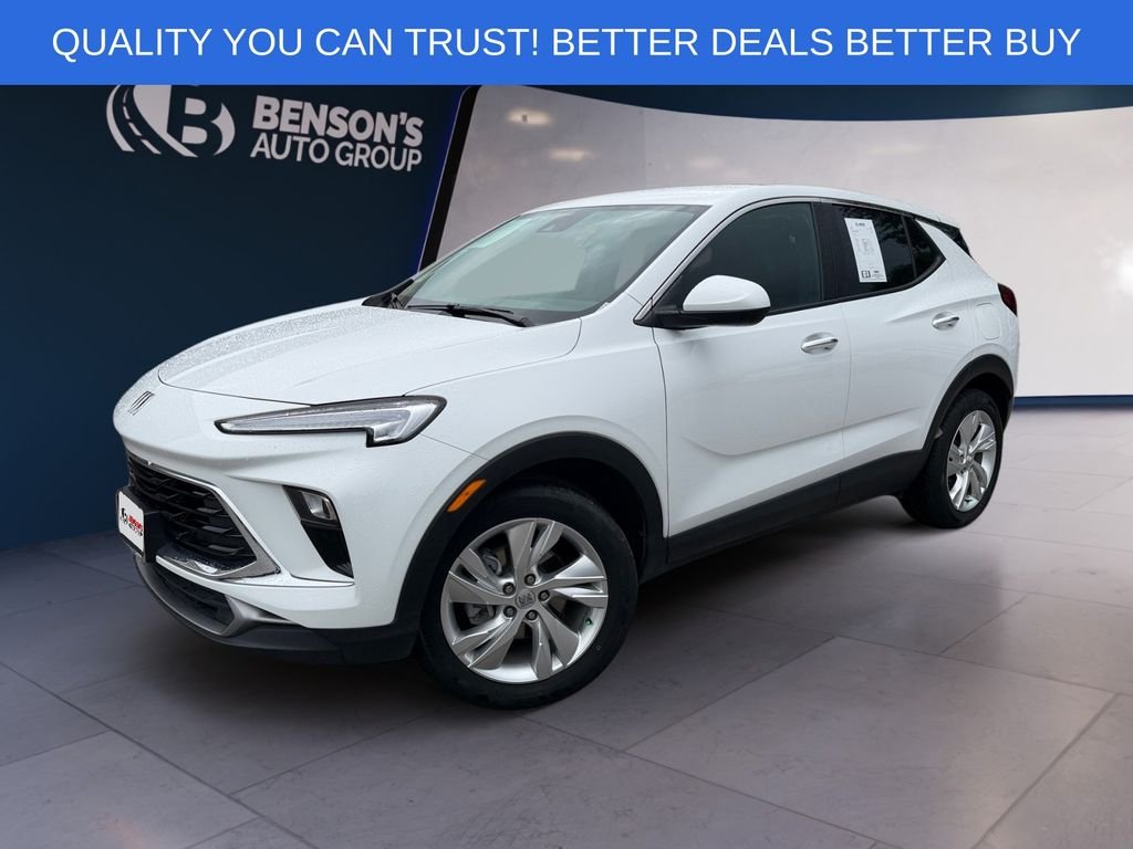 Used 2025 White Buick Preferred image 1