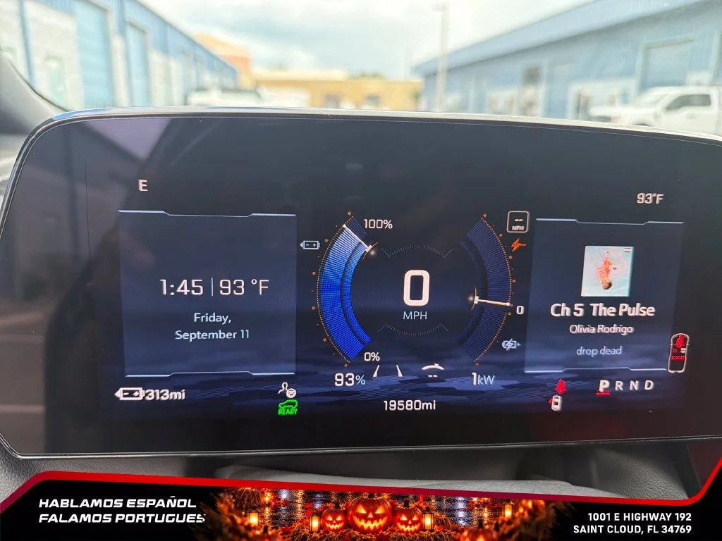 2024 Chevrolet Equinox EV RS - Photo 9