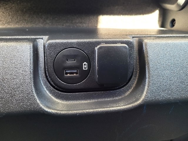 Used 2023 White Ford XL image 12