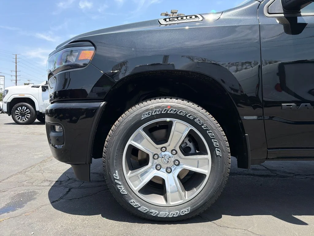 New 2026 Diamond Black Crystal Pearl-Coat Exterior Paint RAM Express image 22