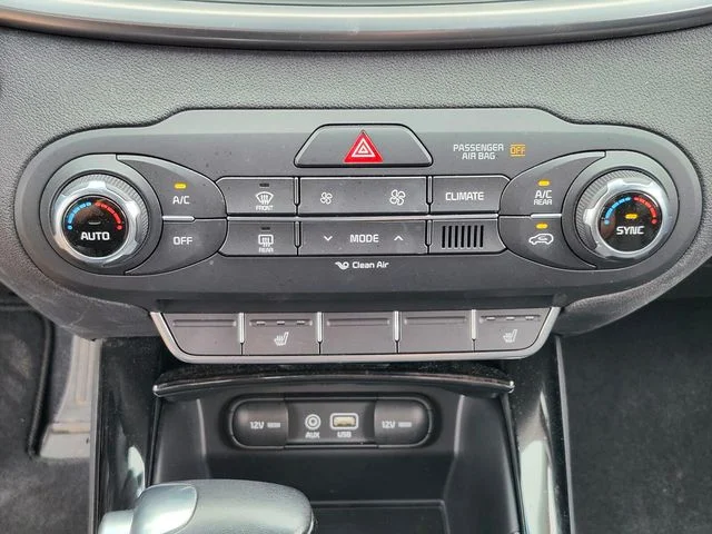 Used 2016 Silver Kia SX image 30