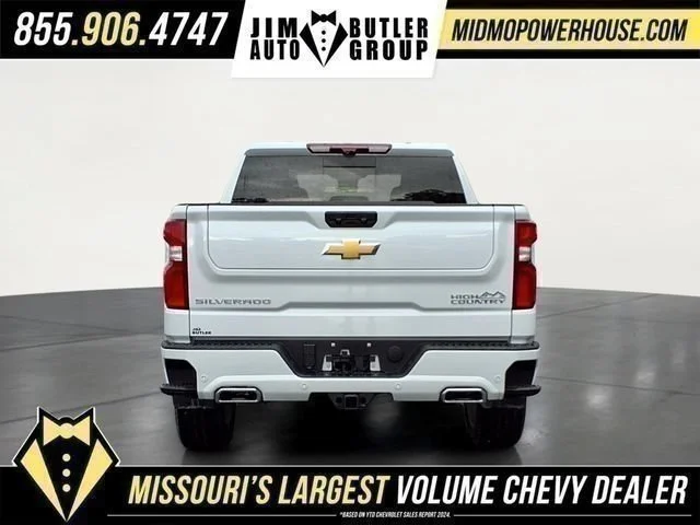 New 2026 Polar White Tricoat Chevrolet High Country image 4