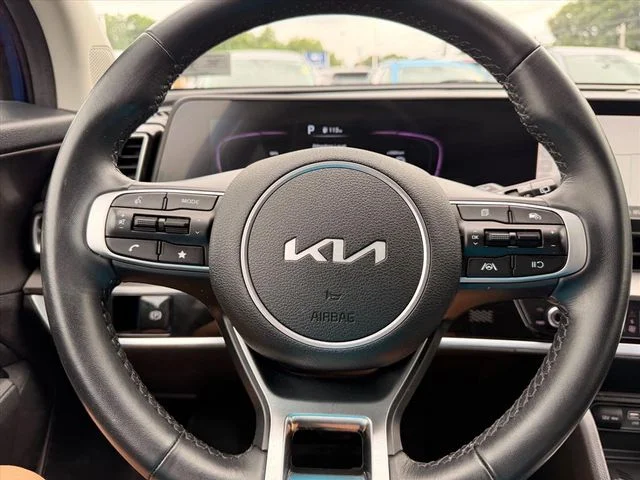 Used 2024 Blue Kia EX image 17