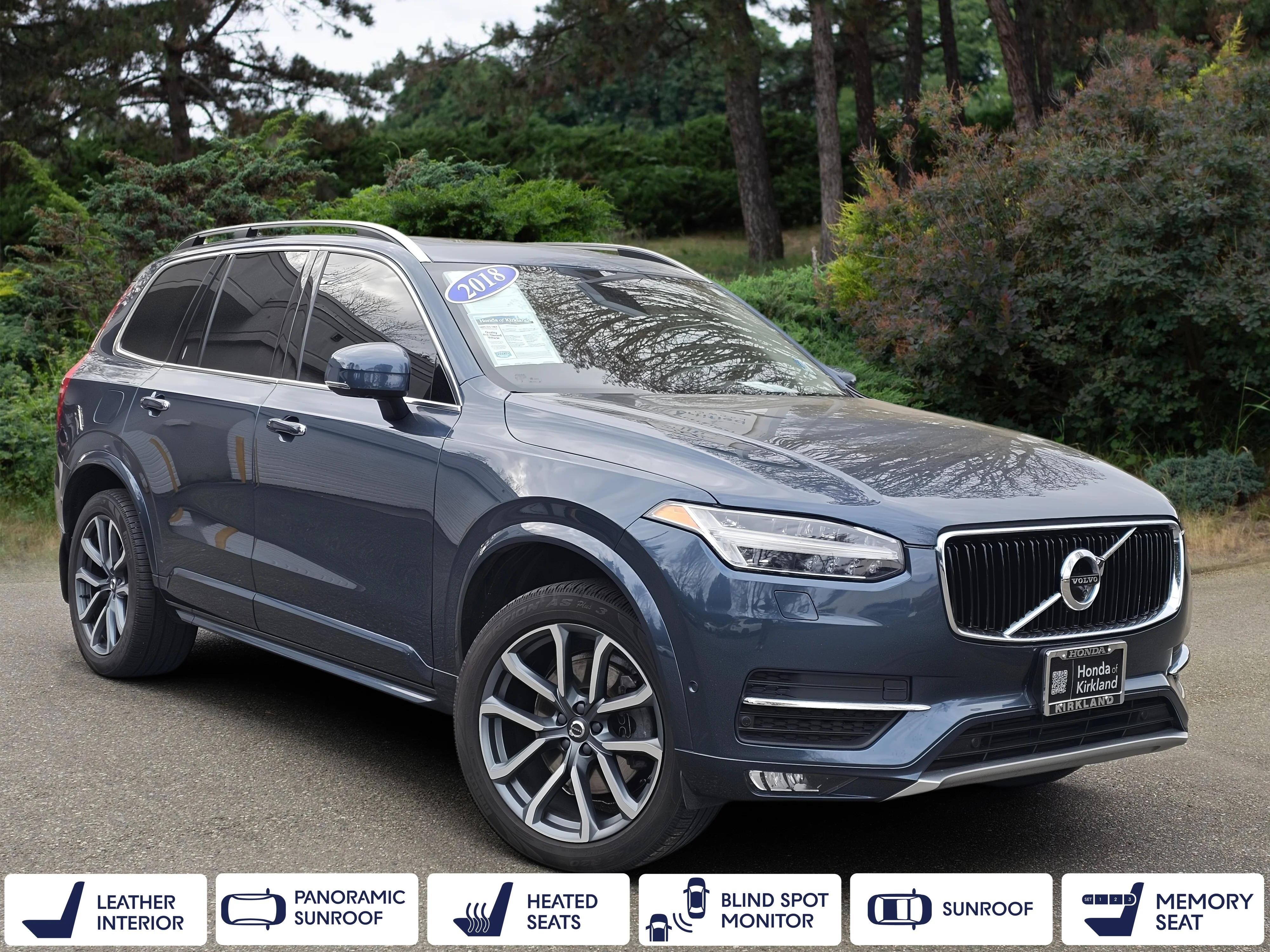 2018 Volvo XC90 T6 AWD Momentum's photo