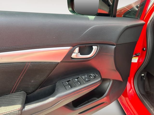 Used 2015 Red Honda Si image 10
