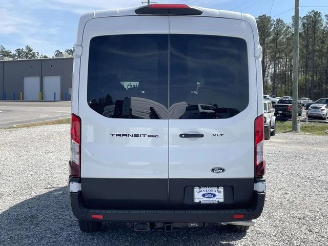 New 2026 Oxford White Ford XLT image 11
