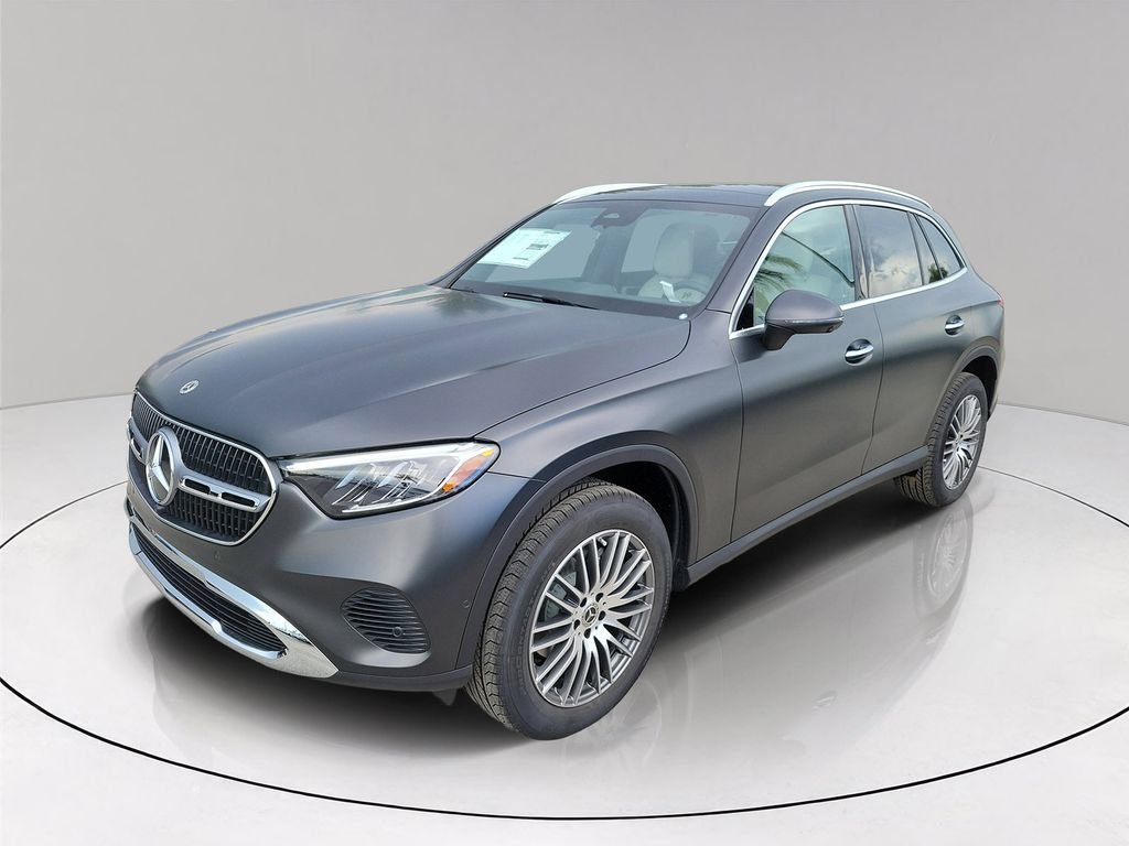 New 2027 MANUFAKTUR exclusive graphite grey magno Mercedes-Benz GLC 300 image 3