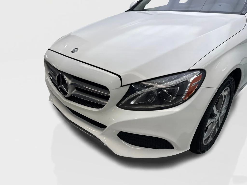 Used 2016  Mercedes-Benz C 300 image 16