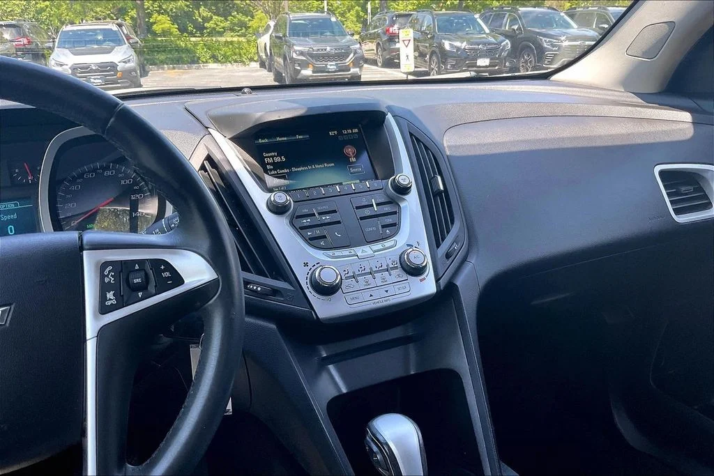 Used 2013 Red Chevrolet LT image 6