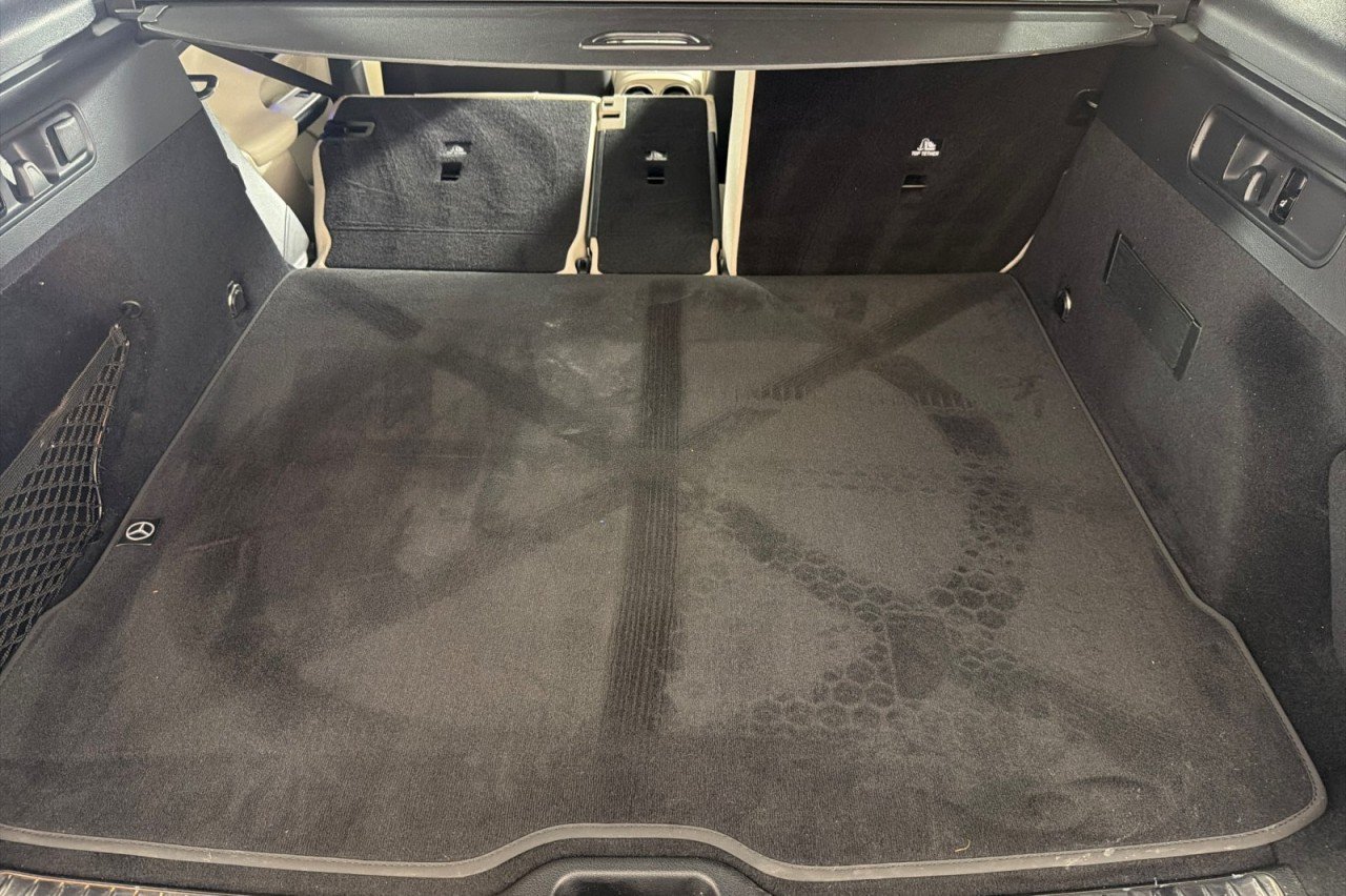 Certified Used 2024 Black Mercedes-Benz GLC 300 image 14