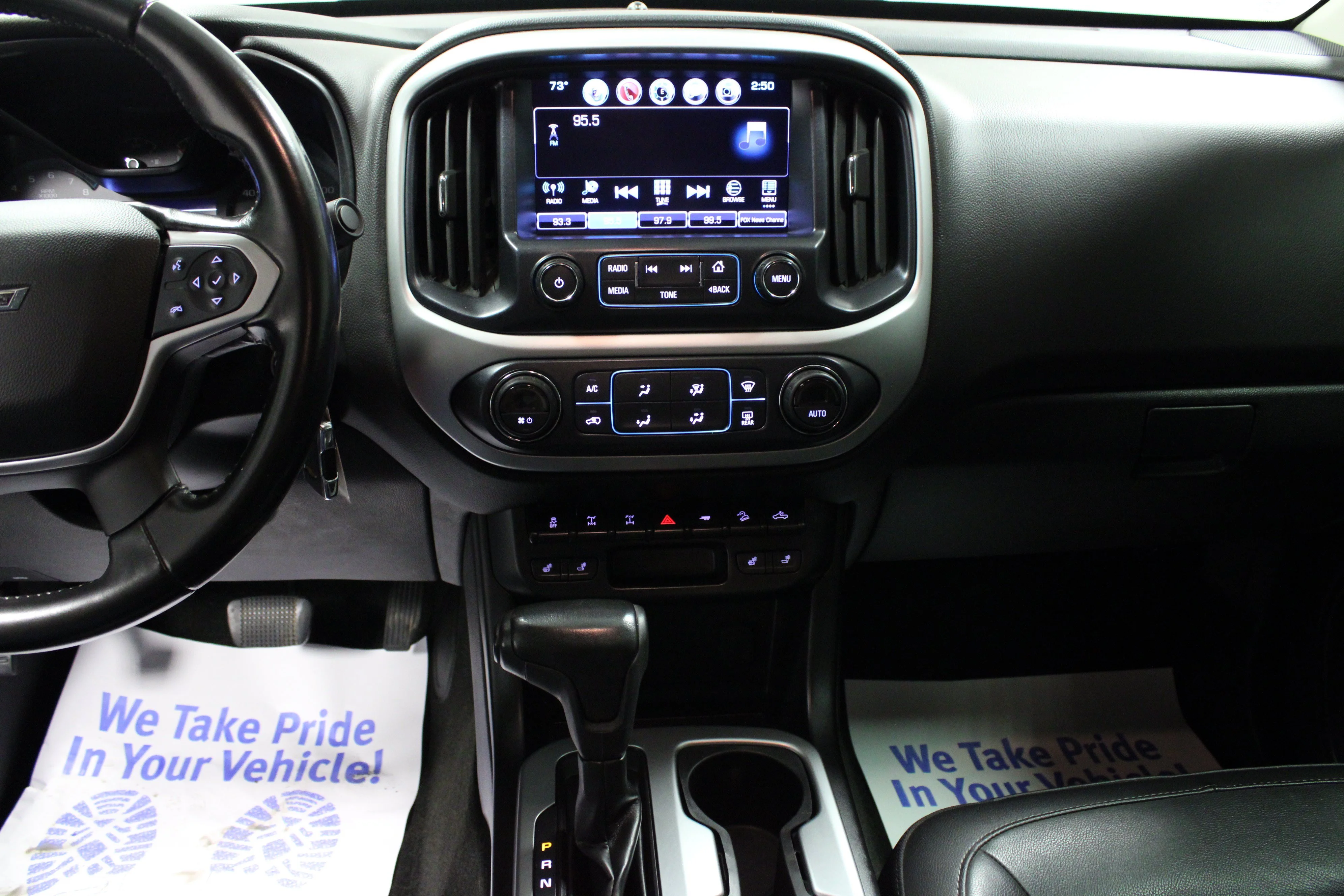 Used 2018 SUMMIT WHITE Chevrolet 4WD ZR2 image 18