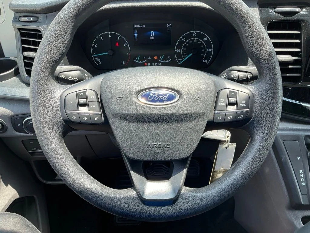 Used 2025 White Ford XLT image 35